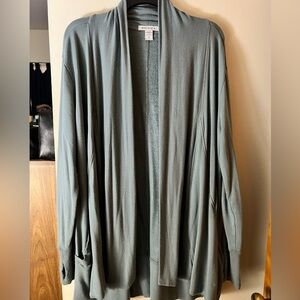 Athleta Pranayama Wrap with Pockets! size  1X